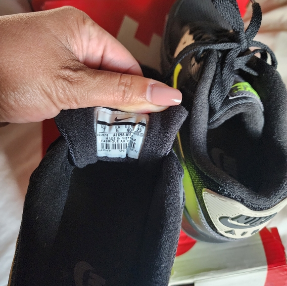 Nike Air Max 90 - Picture 4 of 5